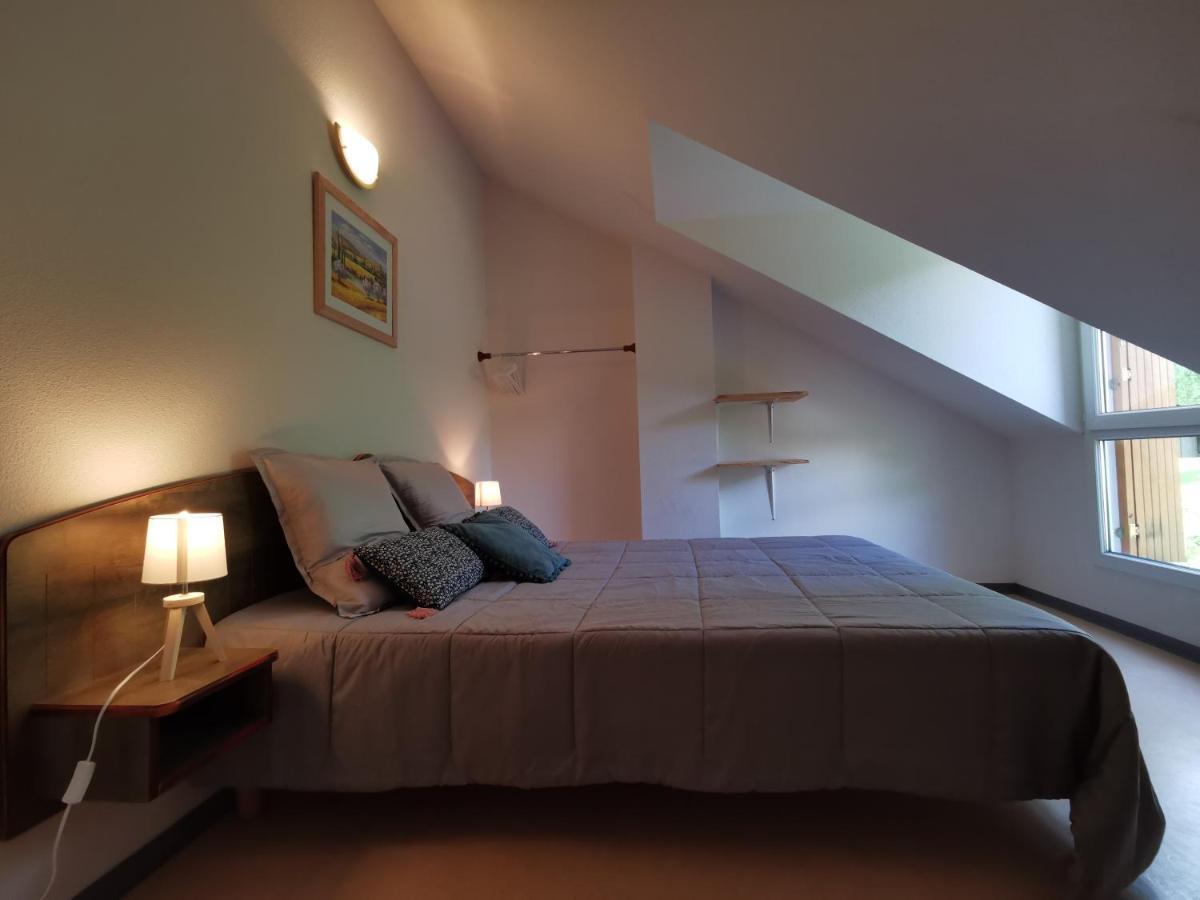 Au 11 T3 Duplex, Village Vacances, Piscines, Parking Saint-Geniez-dʼOlt Eksteriør bilde