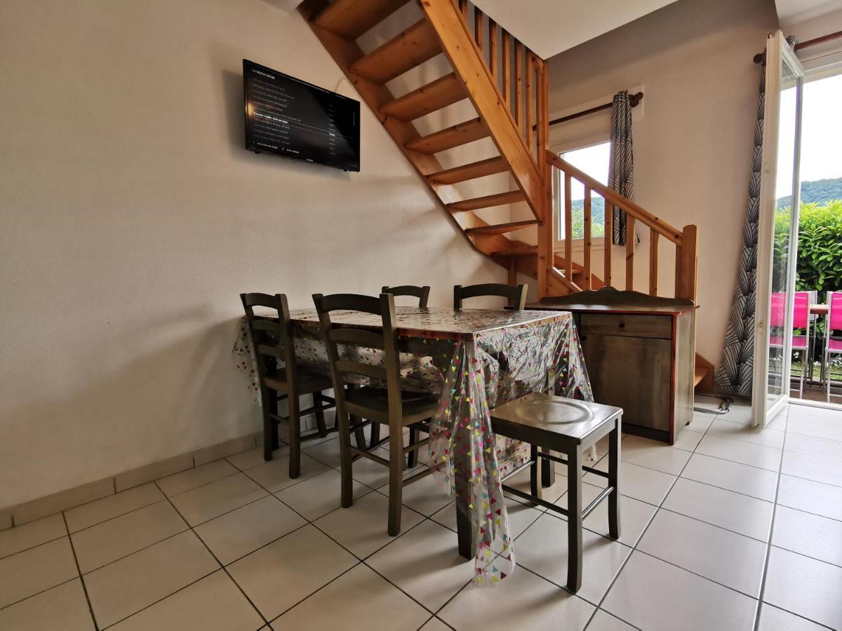 Au 11 T3 Duplex, Village Vacances, Piscines, Parking Saint-Geniez-dʼOlt Eksteriør bilde